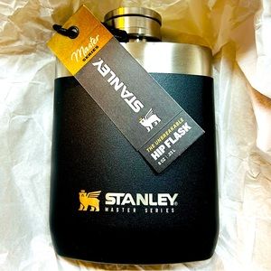 SOLD- BRAND NEW Stanley Master Series The Unbreakable Hip Flask 8oz